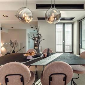 3 bedroom penthouse apartment with pool in Chania town, sleeps 6